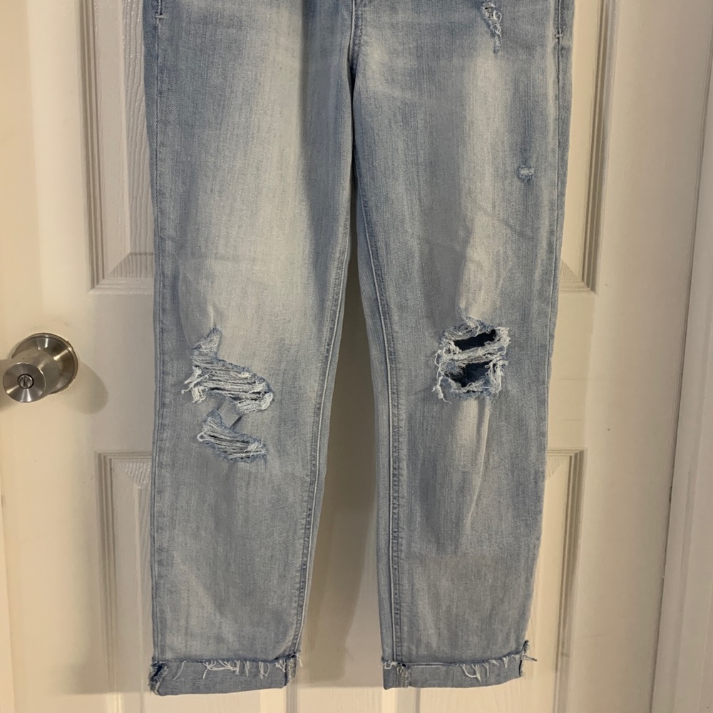 Boyfriend Ripped Jeans